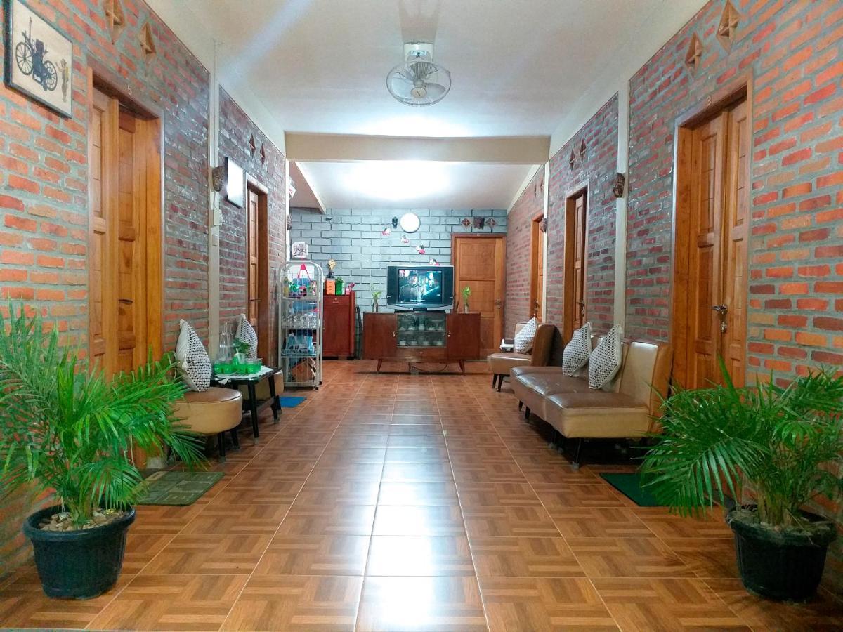 Ngampilan Backpacker Hostel Yogyakarta Ngoại thất bức ảnh