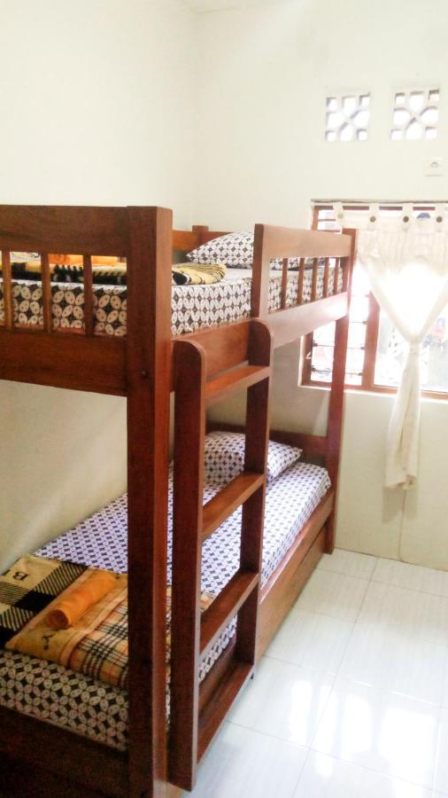 Ngampilan Backpacker Hostel Yogyakarta Ngoại thất bức ảnh