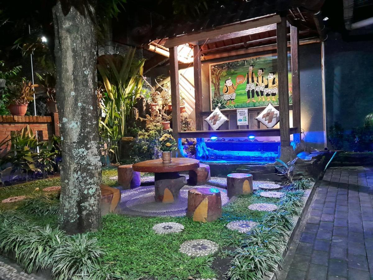 Ngampilan Backpacker Hostel Yogyakarta Ngoại thất bức ảnh